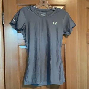 UA gray fitted active shirt
